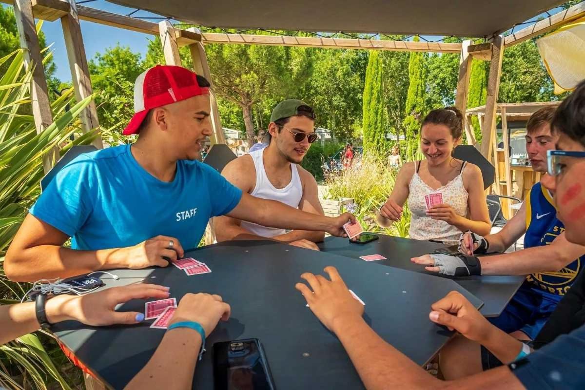 Camping 4 Etoiles - Parc Aquatique - Eei0Fi سا جورج دوليه المظهر الخارجي الصورة